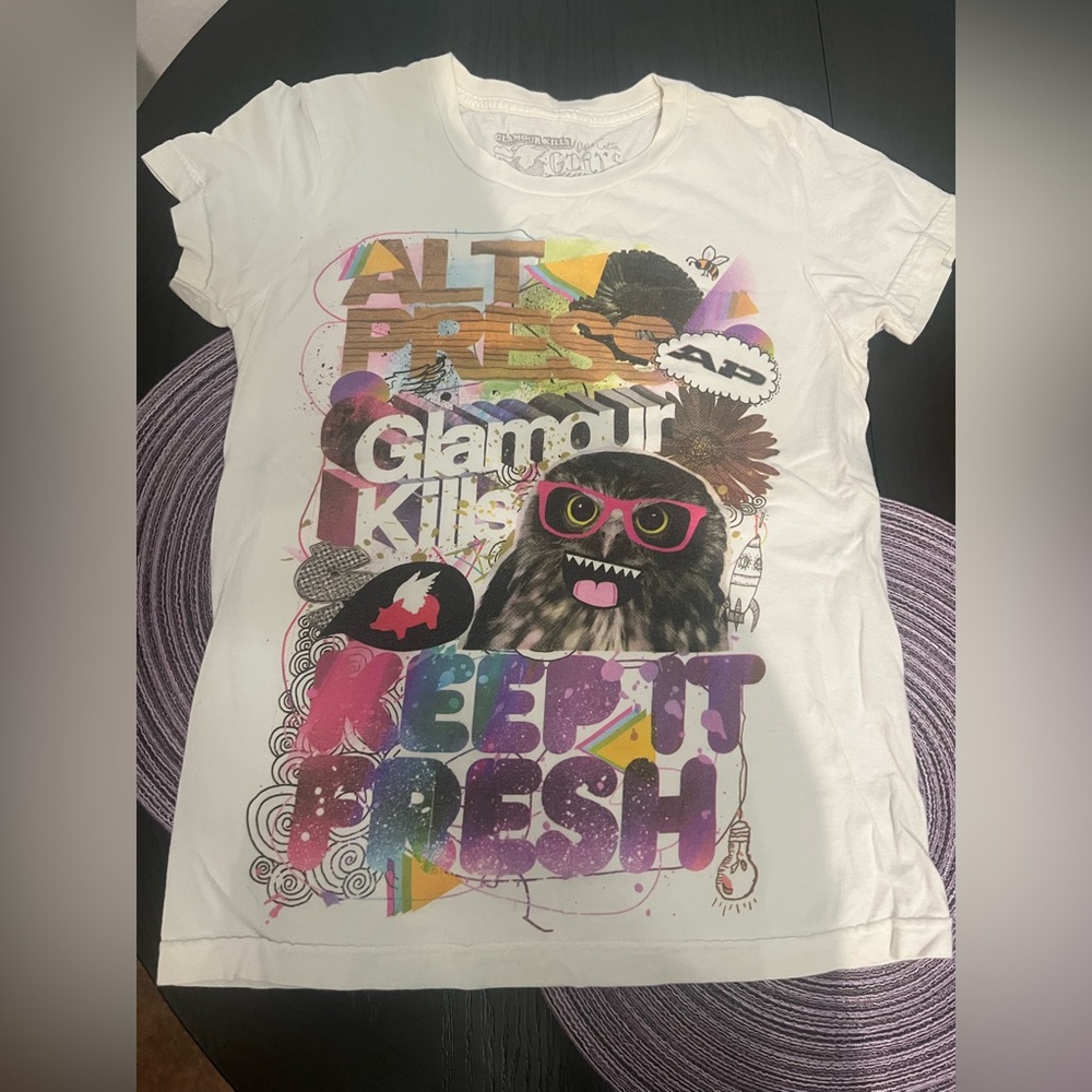 Glamour Kills White Graphic Tee (juniors medium- fits like XS)